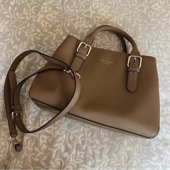 kate spade Handbags - Kate Spade Cedar Street Gold Buckle Hardware